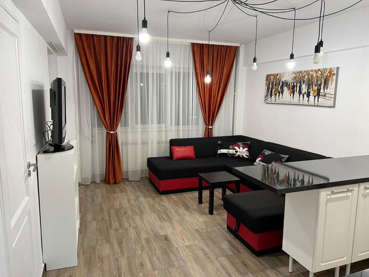 First Studio Bükreş Dış mekan fotoğraf